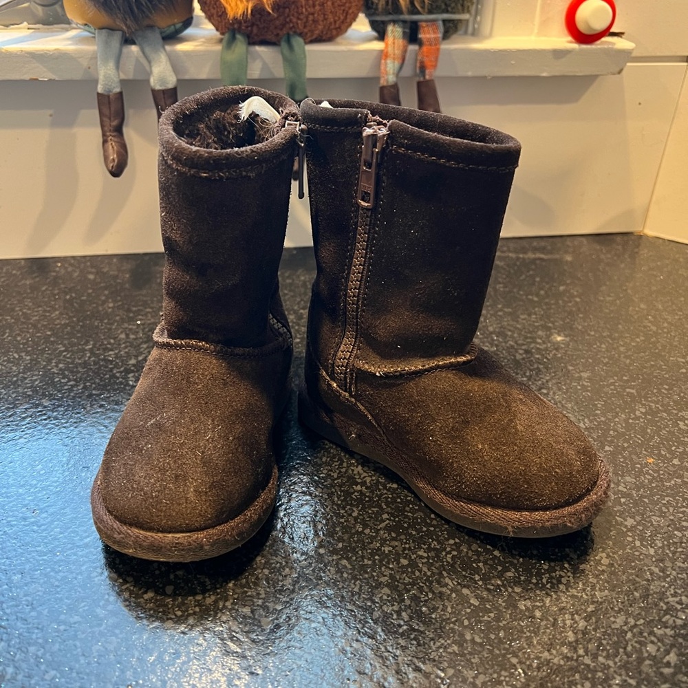 Wonderkids Brown Boots - Toddler size 6